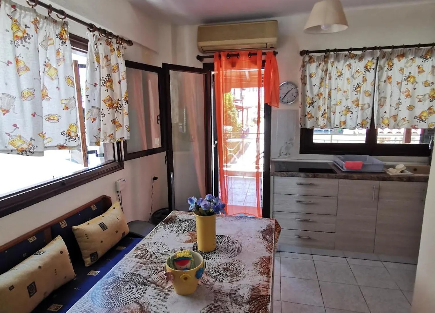 Orange_Blue_Аpartment N2 Near Sea Apartment Hanioti